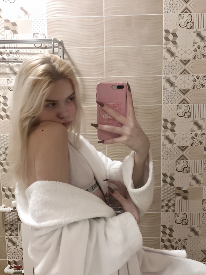 Снежана привлекальеная девушка из Алмазной цена от 2500 руб