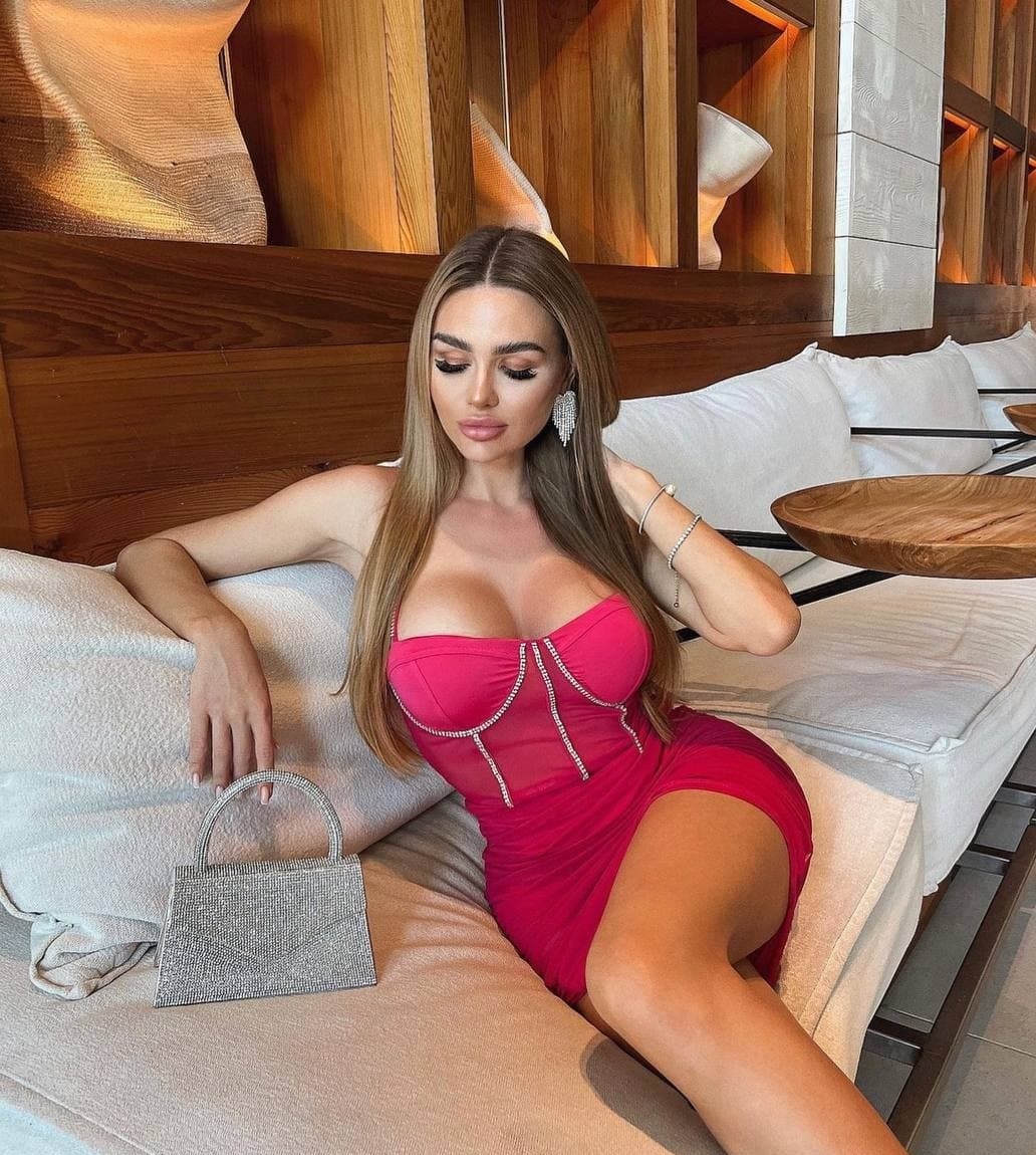 Индивидуалка Яна, доступна для личного знакомства от 3000 руб