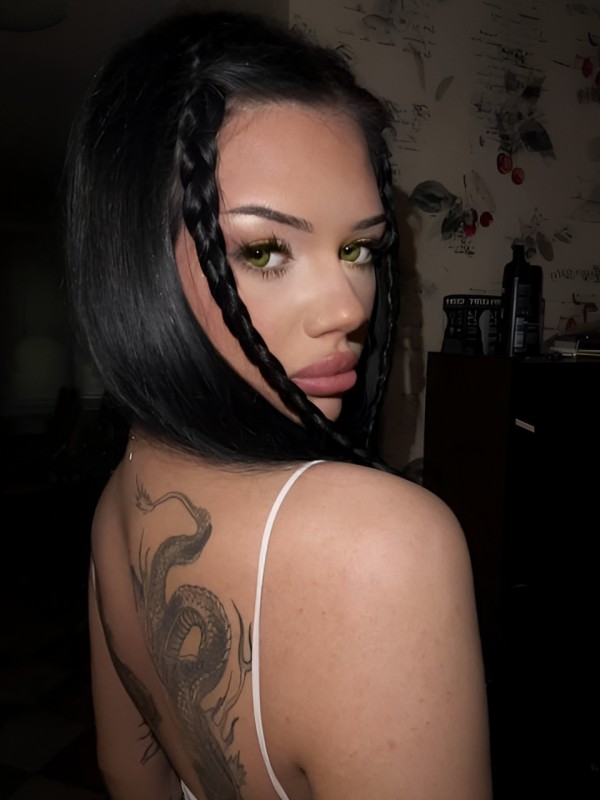 Кира привлекательная девушка из Алмазной цена от 4000 руб