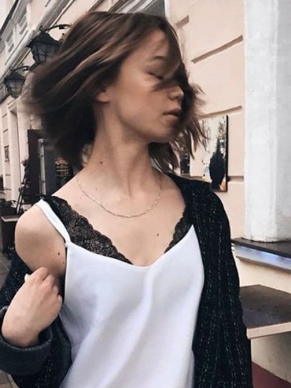 🎥 Оксана привлекательная девушка из Алмазной цена от 5000 руб